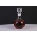 New design round glass decanter/emboss glass decanter/sealed glass storage bottle.